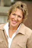 Shari Molchan